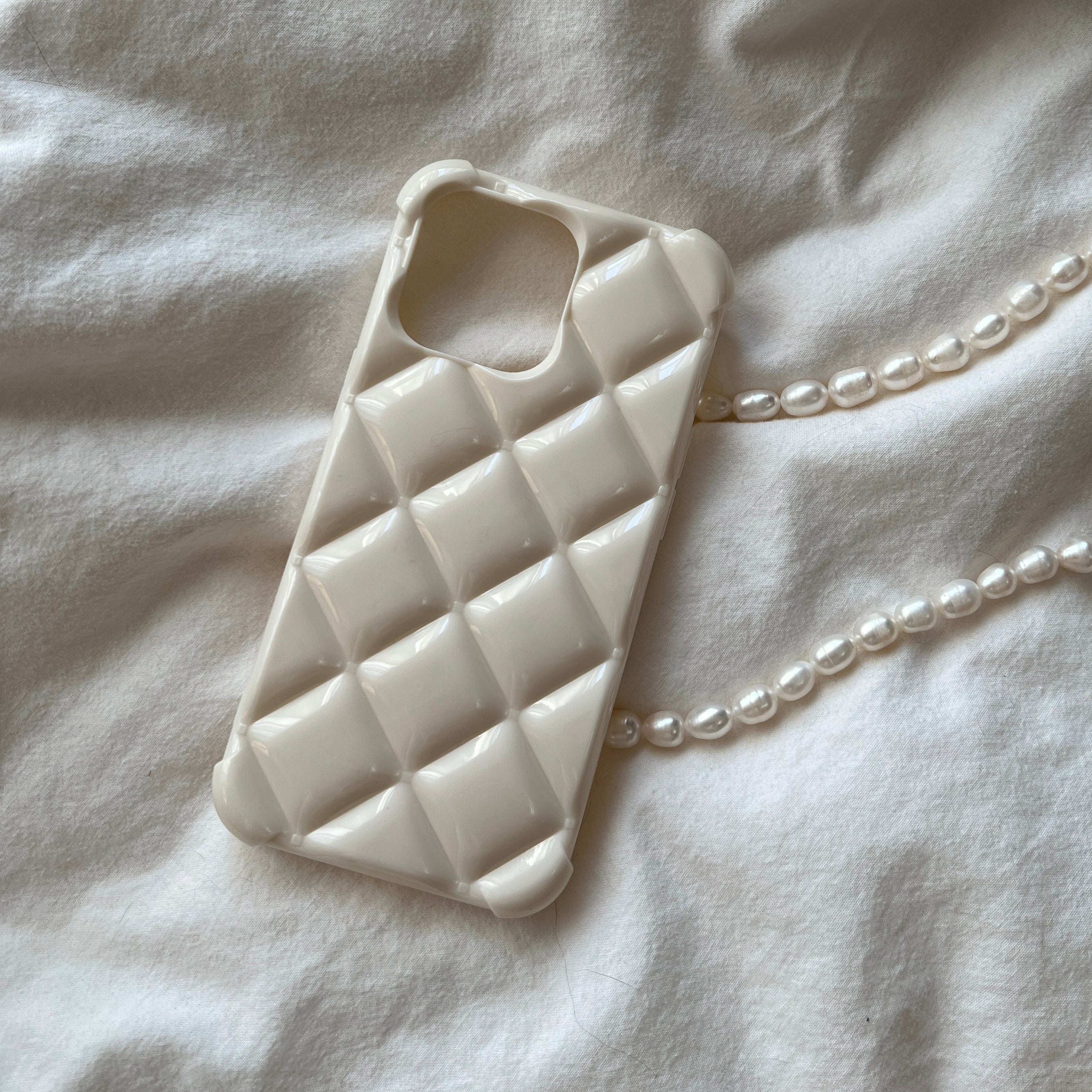 Heima er gott , Diamond iPhone hulstur | Creme - Heima er gott